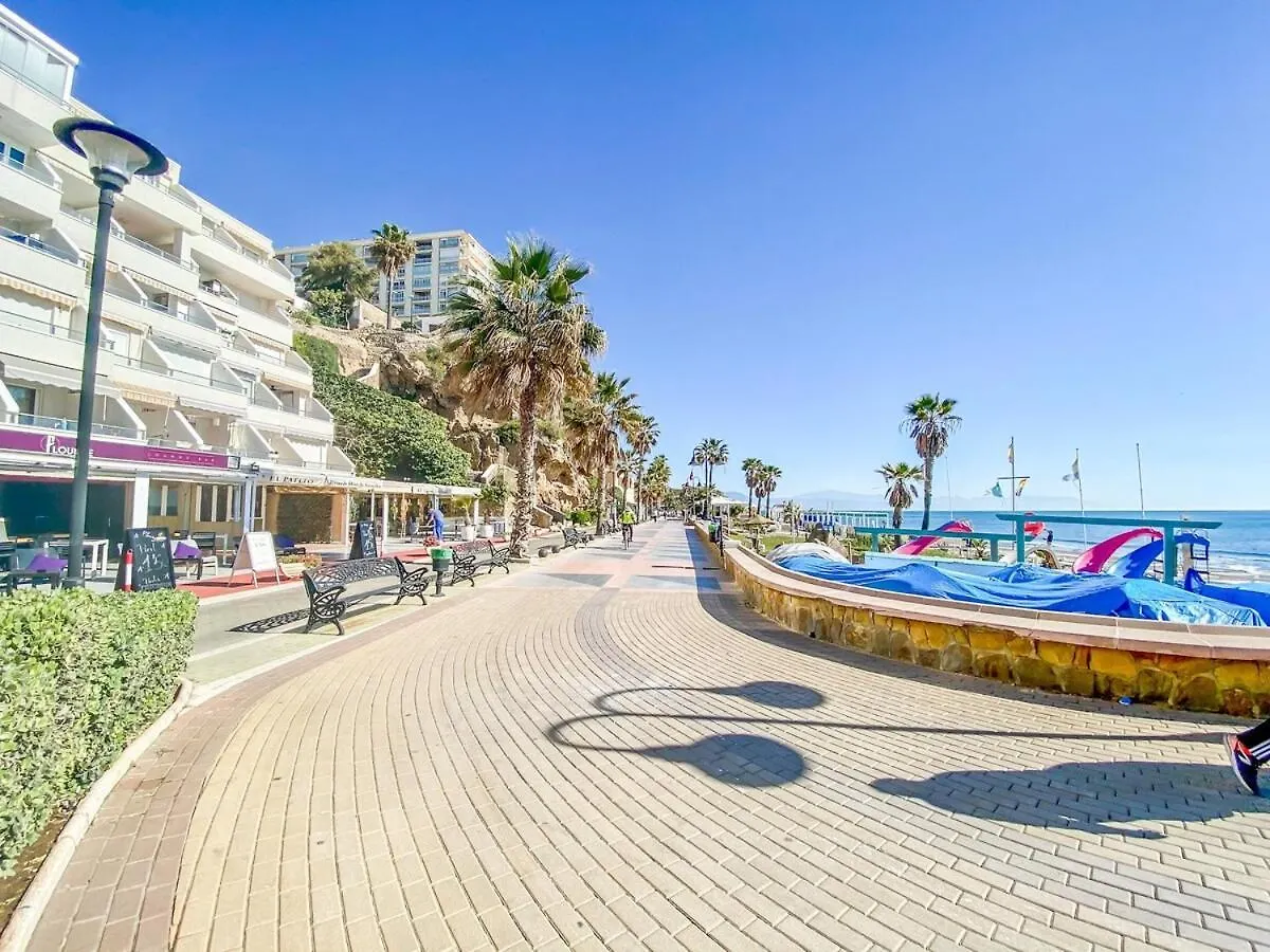 Apartamento Reformado Con Terraza, Wifi Y Parking Torremolinos Spain